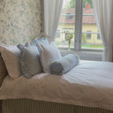 Classic Pillowcase Lily